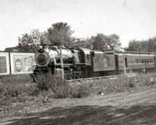 G5s-21-Sunrise-Special-Eastbound-Central-Islip-c.1927.jpg (99833 bytes)